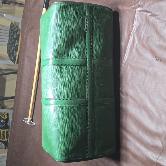 Louis vuitton epi duffle bag - Picture 10 of 12